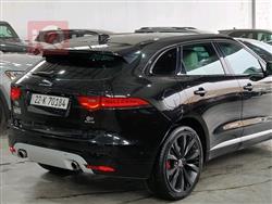 جاگوار F-Pace